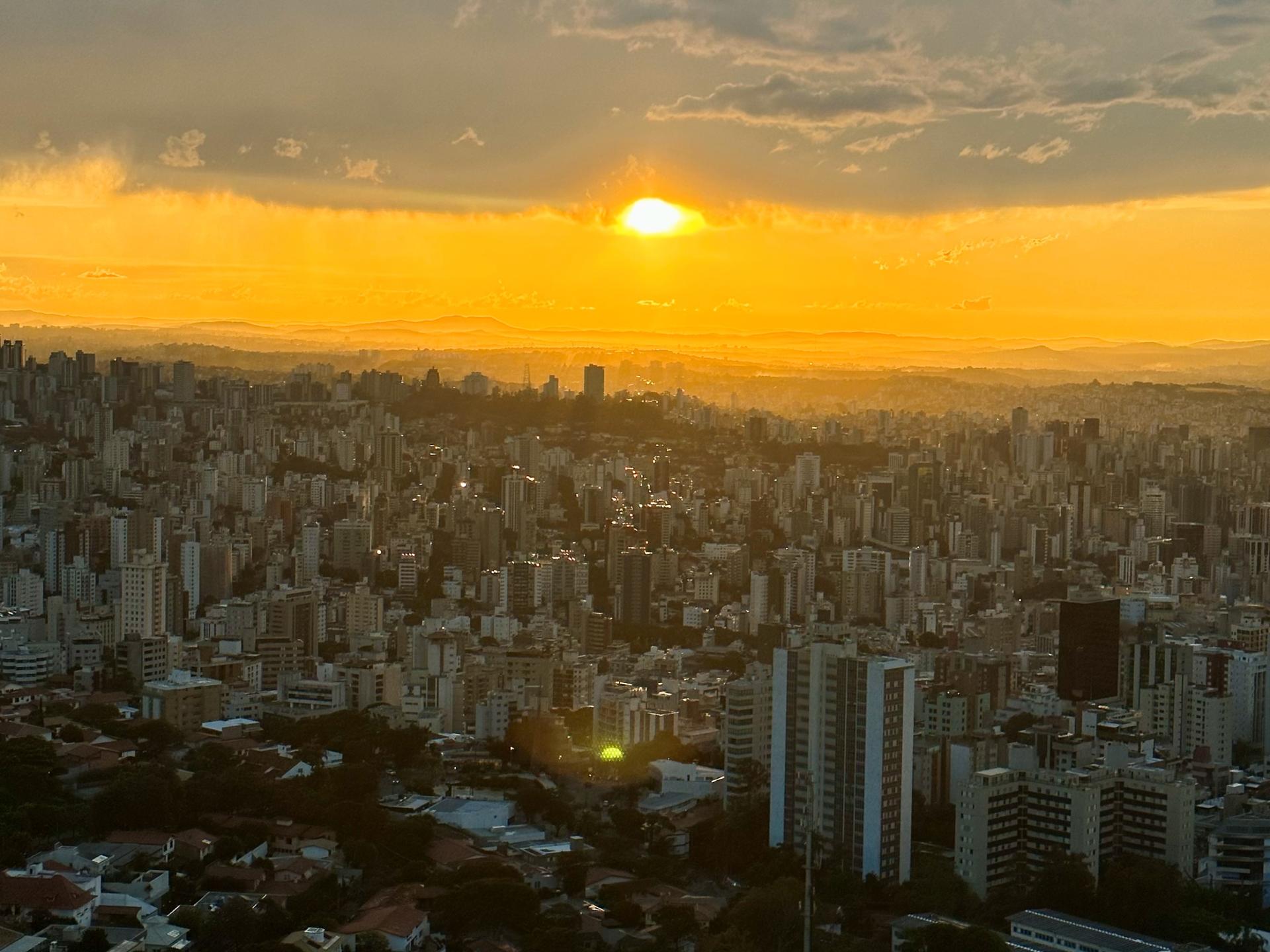 Breathtaking view of Belo Horizonte from Parque Mangabeiras