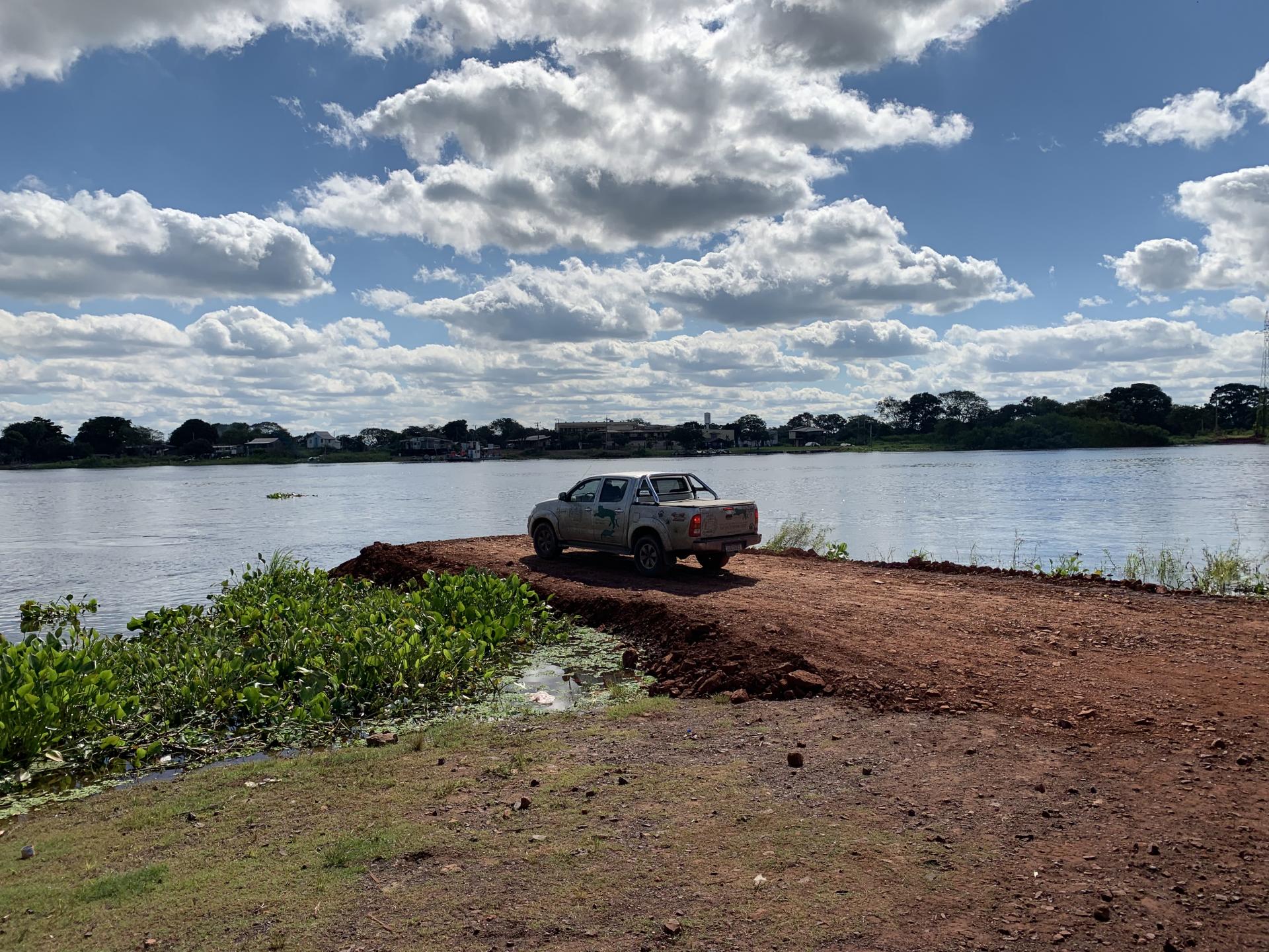 A rental car in front of the picturesque landscape of South Pantanal Rental Car in South Pantanal