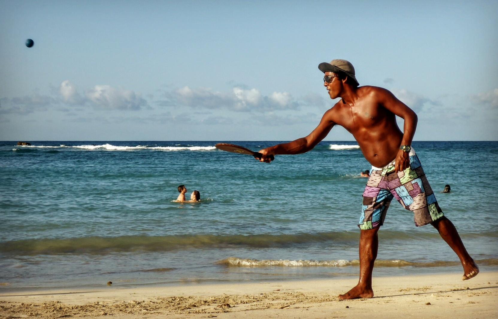 Many travelers come to Brazil to enjoy the beautiful beaches Beaches are a good reason to travel to Brazil