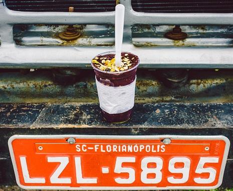 Notes on clichés and habits of Brazilians Acai with muesli