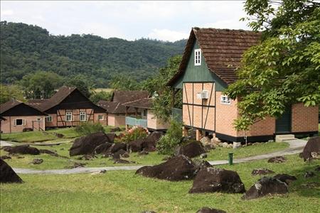 A cultural scientist wants to change Brazilians' view of German culture German-style houses in Brazil