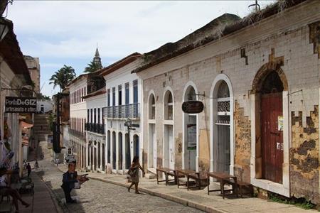 Travel tip: São Luis in the north of Brazil Alley in São Luis, Brazil