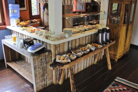 Breakfast at Pousada Casa da Lagoa 