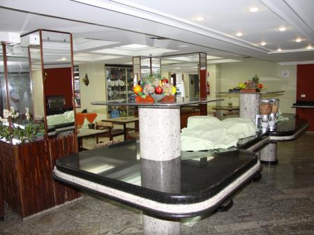 Breakfast area and Restaurant of Hotel San Rafael 