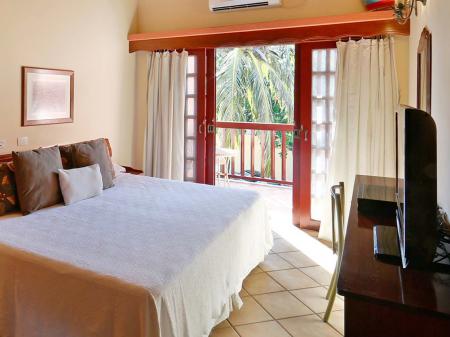 An example of a standard diuble room with garden view at Hotel Manary Praia