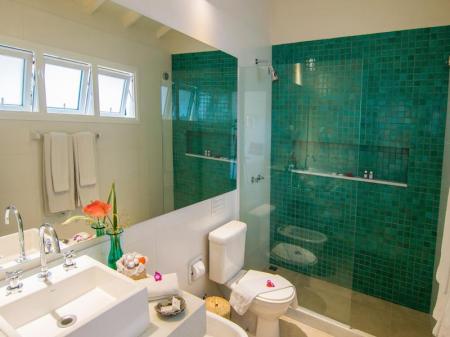 Example of a bathroom at Pousada La Chimere in Buzios, Brazil