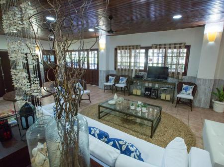 Brazil, Fernando de Noronha: Entrance area of Hotel Dolphin Hall