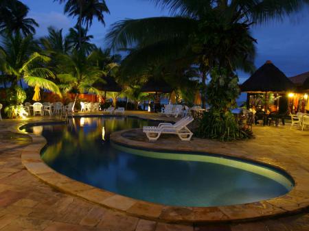 Pool area at Pousada Tabapitanga 