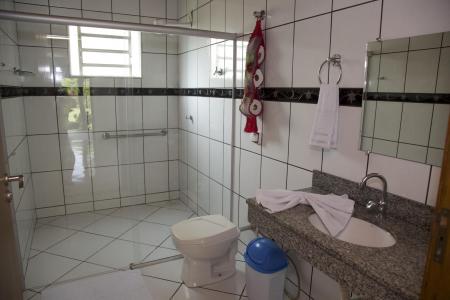 Example of a bath room at Pousada Reino Encantado 