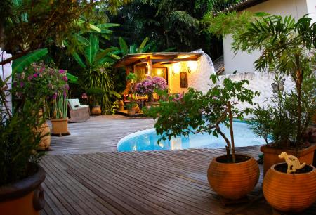 Seats at the pool at Pousada Burundange in Bahia