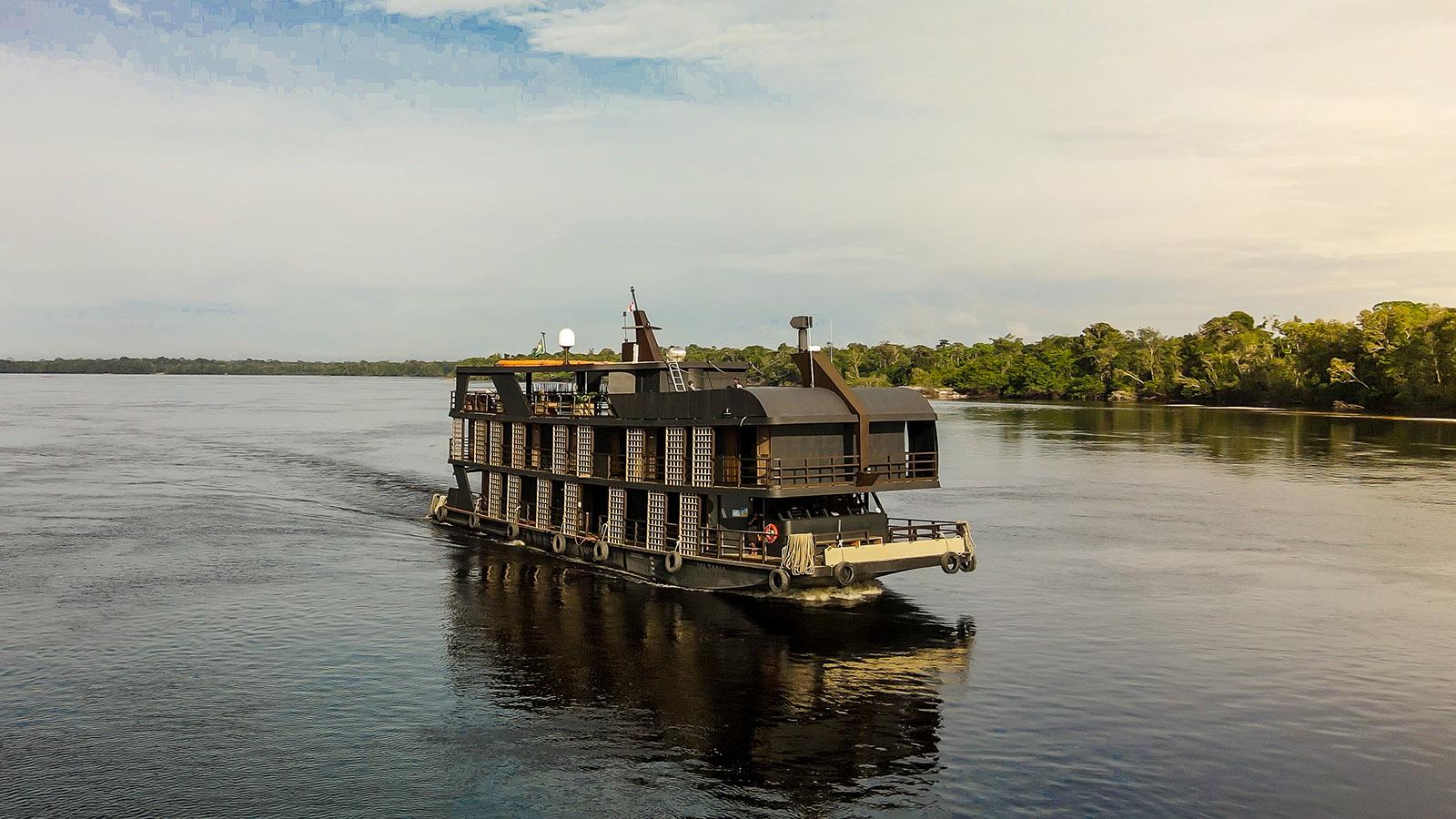 Image of the Zaltana boat cruising on the Amazon river