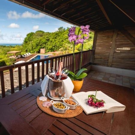 A toast on the terrace at Oka de Mata hotel